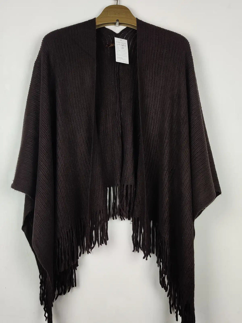 Buy online pre-used pre-loved 100% authentic & Original branded Unknown Brand (CS-4573) available in Pakistan. Top international brands avilable.