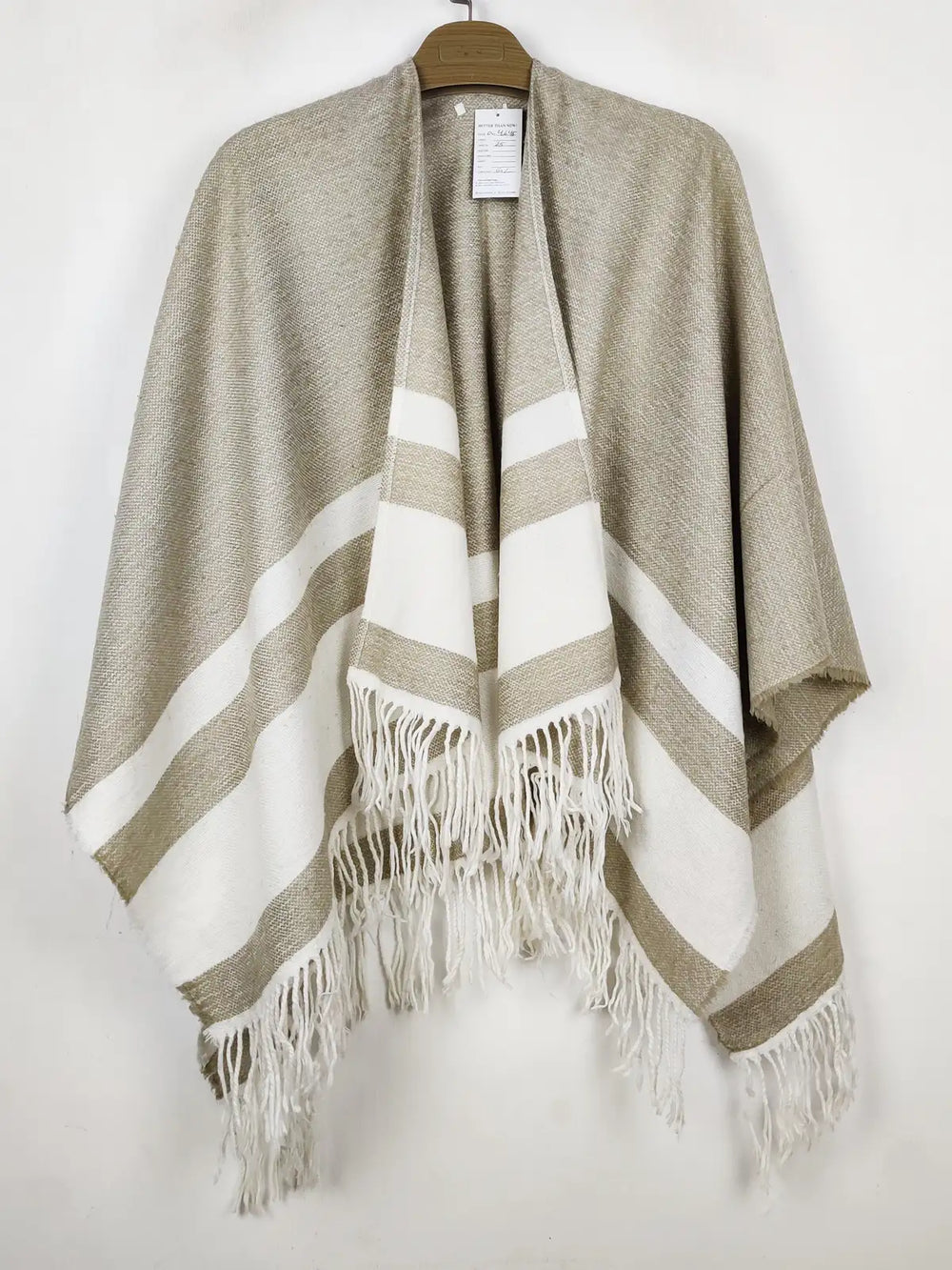 Buy online pre-used pre-loved 100% authentic & Original branded Unknown Brand (CS-4645) available in Pakistan. Top international brands avilable.
