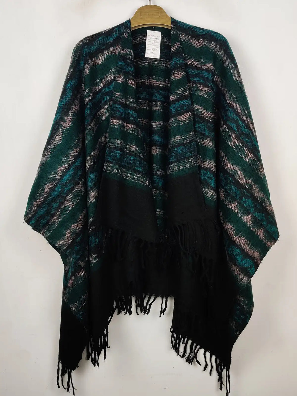 Buy online pre-used pre-loved 100% authentic & Original branded Unknown Brand (CS-4646) available in Pakistan. Top international brands avilable.