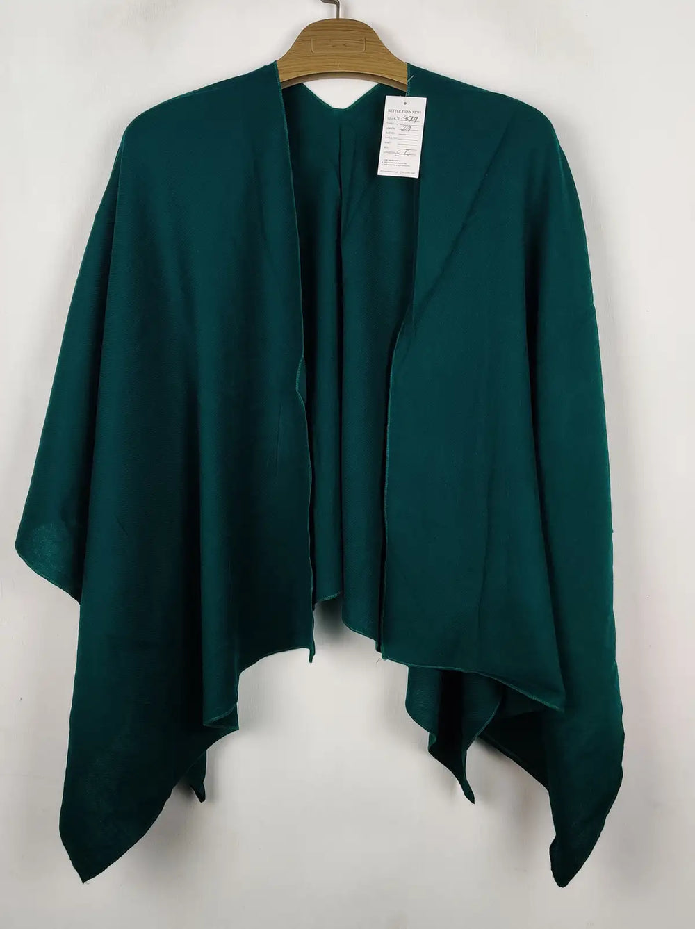 Buy online pre-used pre-loved 100% authentic & Original branded Unknown Brand (CS-4679) available in Pakistan. Top international brands avilable.