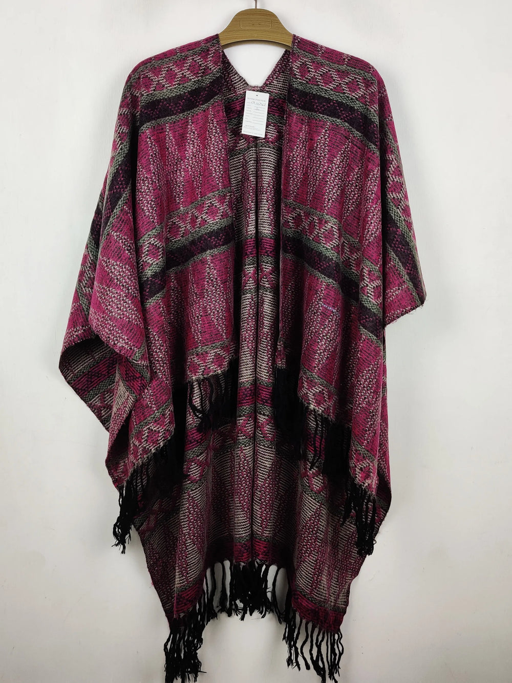 Buy online pre-used pre-loved 100% authentic & Original branded Unknown Brand (CS-4742) available in Pakistan. Top international brands avilable.