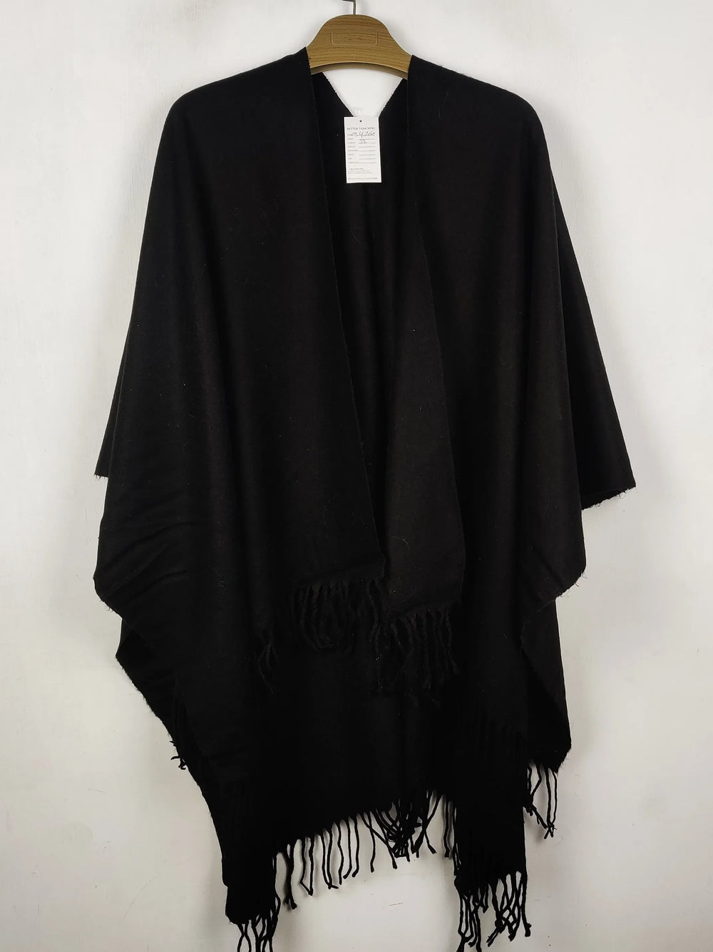 Buy online pre-used pre-loved 100% authentic & Original branded Unknown Brand (CS-4760) available in Pakistan. Top international brands avilable.
