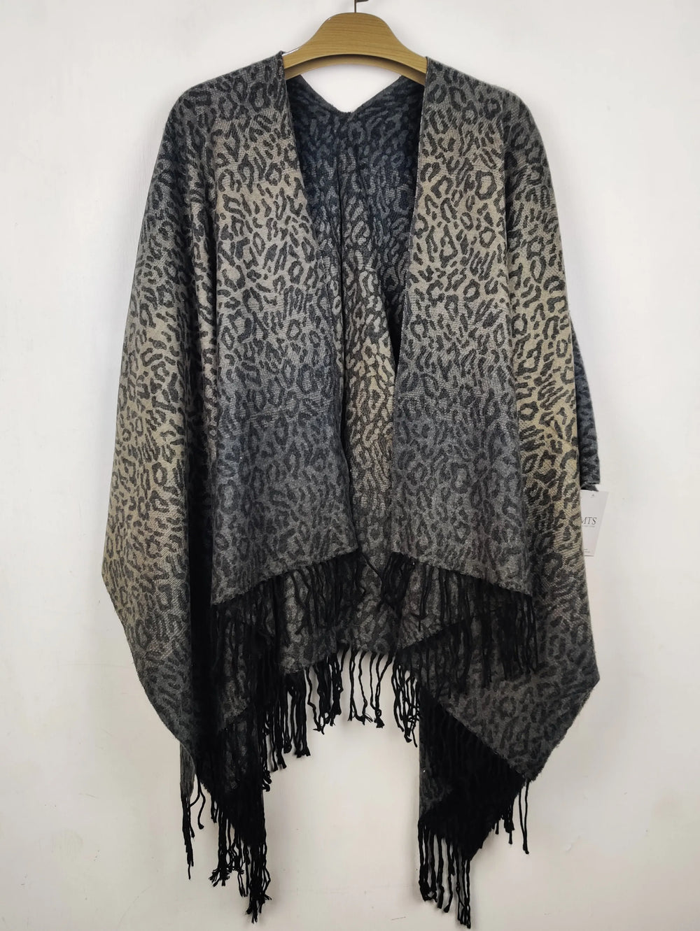 Buy online pre-used pre-loved 100% authentic & Original branded Unknown Brand (CS-4814) available in Pakistan. Top international brands avilable.