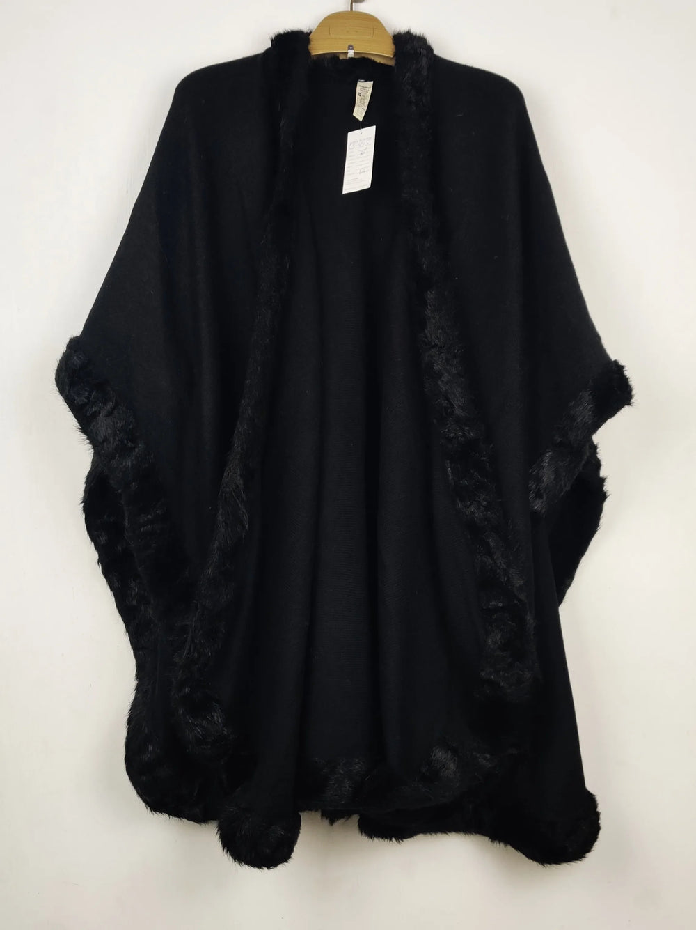 Buy online pre-used pre-loved 100% authentic & Original branded Marks & Spencer (CS-4915) available in Pakistan. Top international brands avilable.