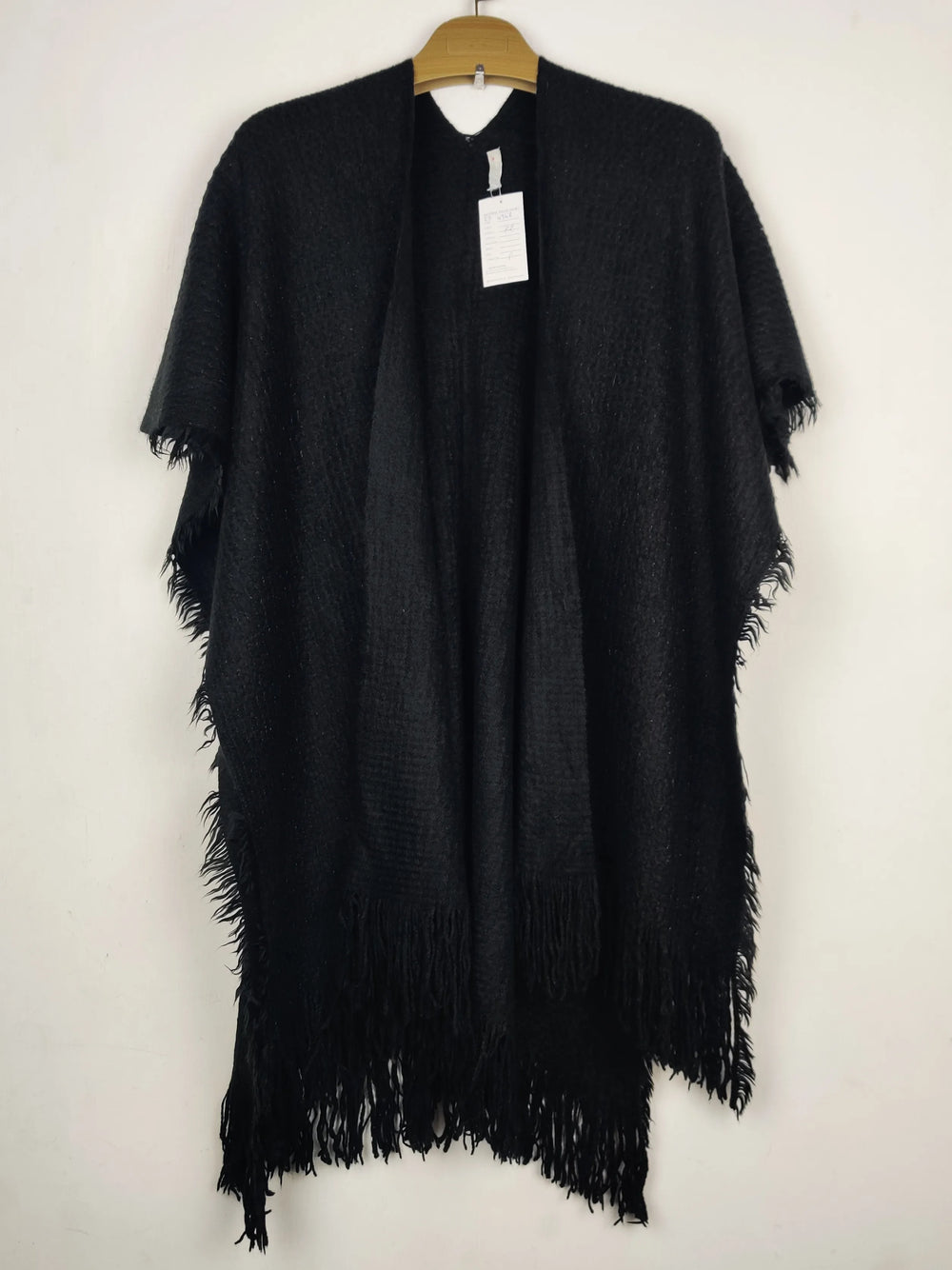 Buy online pre-used pre-loved 100% authentic & Original branded Kate Mee (CS-4948) available in Pakistan. Top international brands avilable.