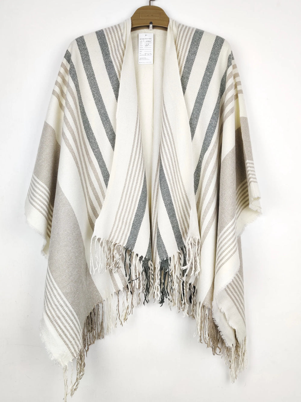 Buy online pre-used pre-loved 100% authentic & Original branded Unknown Brand (CS-4962) available in Pakistan. Top international brands avilable.