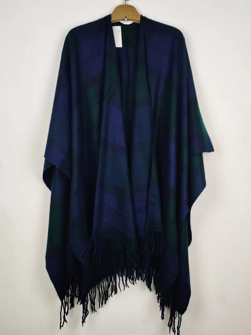 Buy online pre-used pre-loved 100% authentic & Original branded Unknown Brand (CS-5025) available in Pakistan. Top international brands avilable.