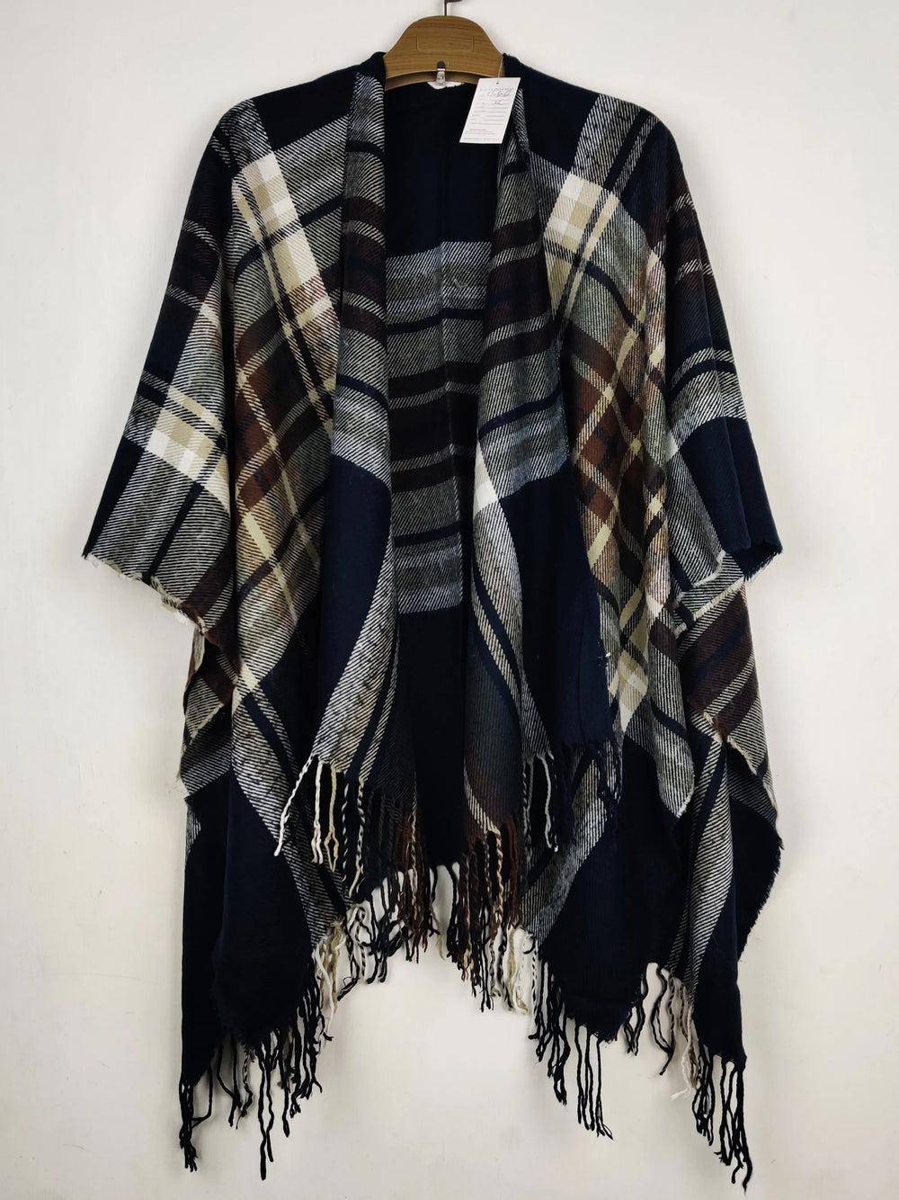 Buy online pre-used pre-loved 100% authentic & Original branded Unknown Brand (CS-5062) available in Pakistan. Top international brands avilable.