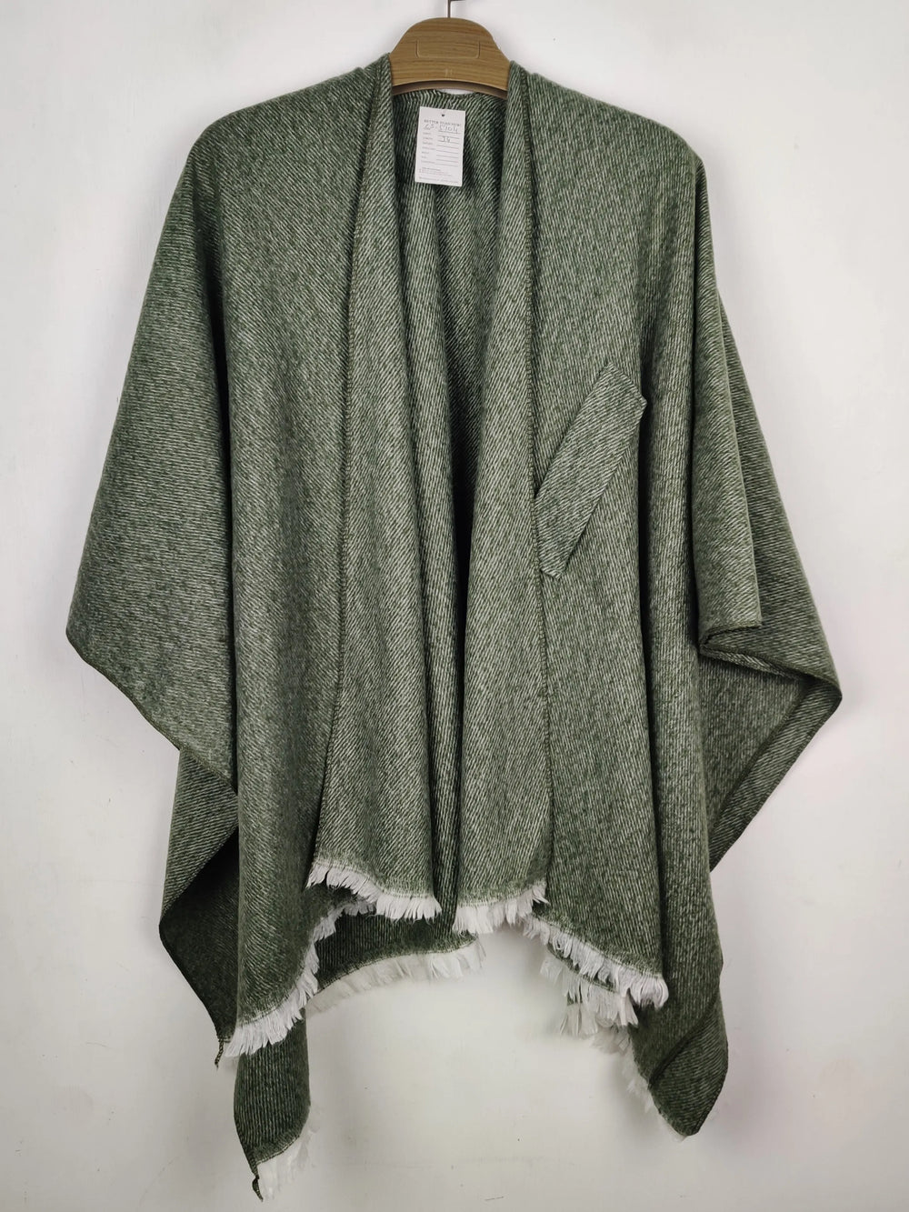 Buy online pre-used pre-loved 100% authentic & Original branded Unknown Brand (CS-5104) available in Pakistan. Top international brands avilable.