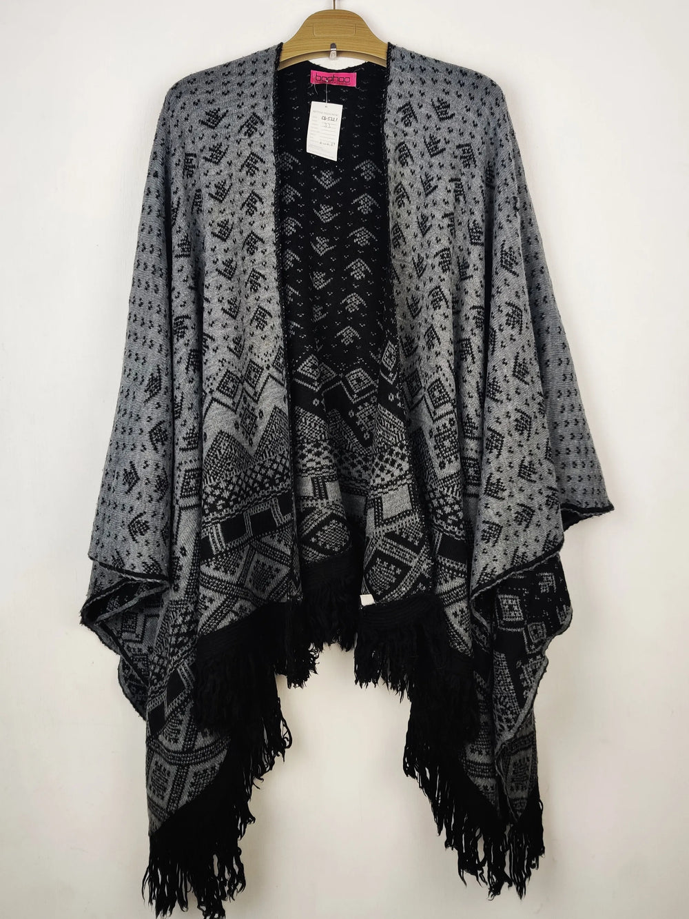 Buy online pre-used pre-loved 100% authentic & Original branded Boohoo (CS-5221) available in Pakistan. Top international brands avilable.