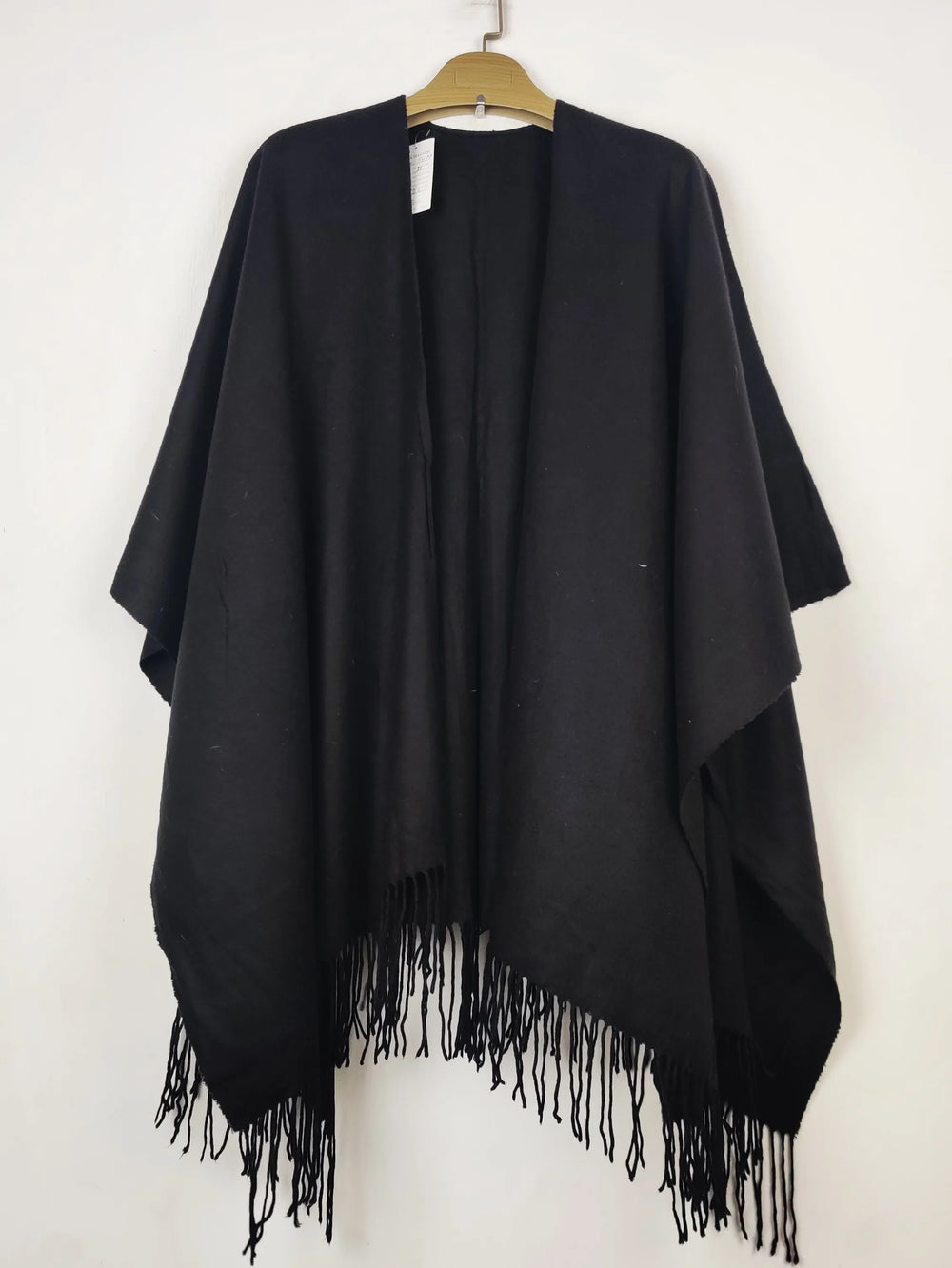 Buy online pre-used pre-loved 100% authentic & Original branded Unknown Brand (CS-5479) available in Pakistan. Top international brands avilable.