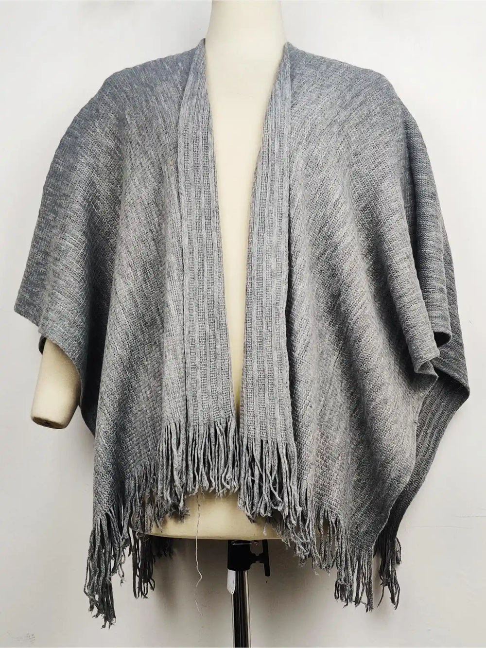 Buy online pre-used pre-loved 100% authentic & Original branded Unknown Brand (CS-997) available in Pakistan. Top international brands avilable.