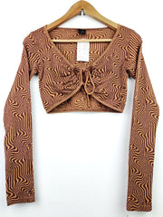 Buy online pre-used pre-loved 100% authentic & Original branded Outfitters (CT-1132) available in Pakistan. Top international brands avilable.