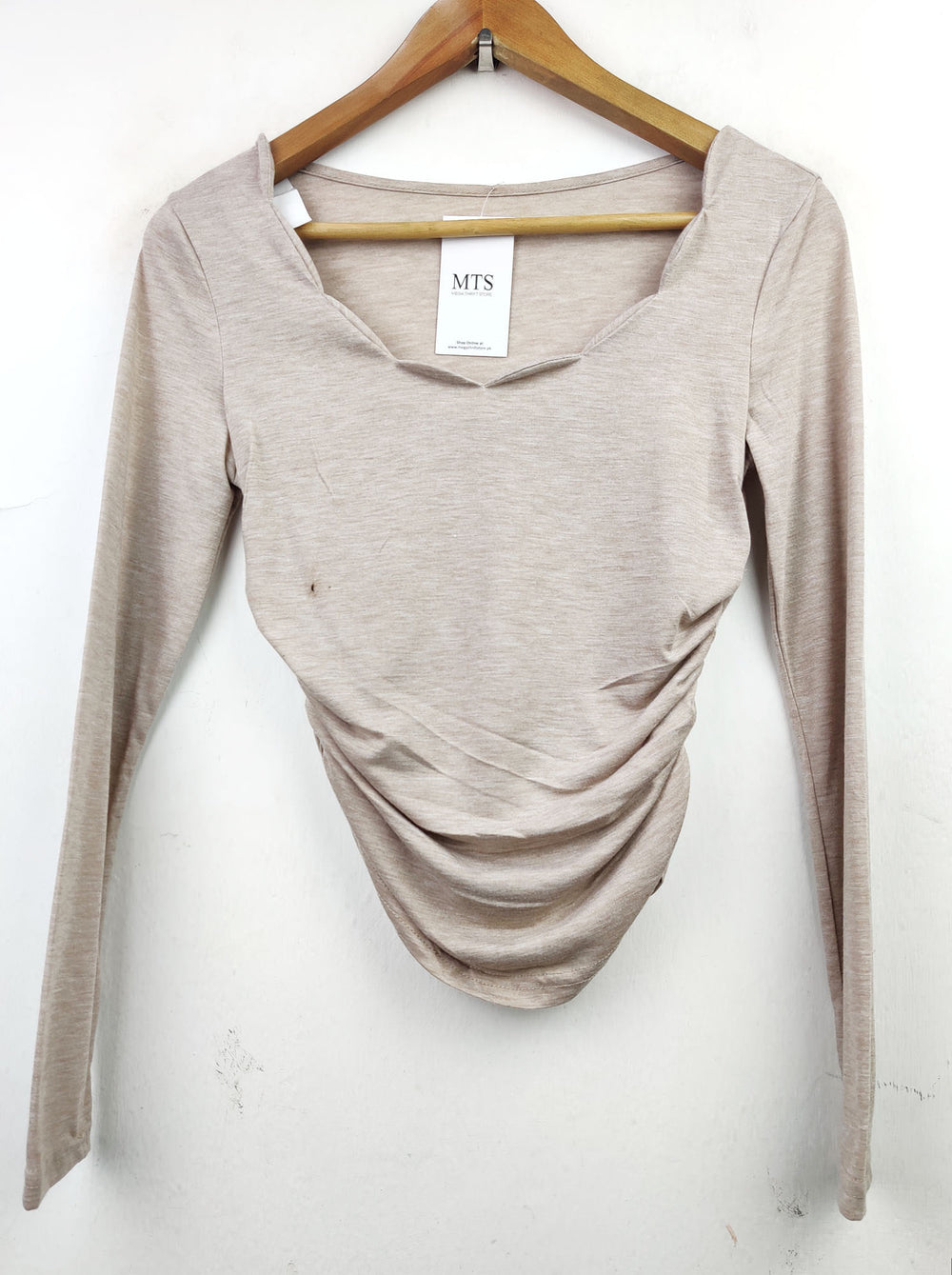 Buy online pre-used pre-loved 100% authentic & Original branded Shein (CT-1198) available in Pakistan. Top international brands avilable.