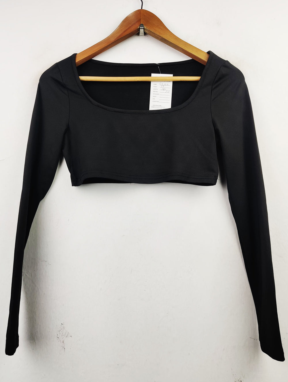 Buy online pre-used pre-loved 100% authentic & Original branded Shein (CT-1230) available in Pakistan. Top international brands avilable.