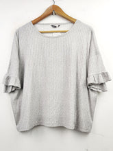 Buy online pre-used pre-loved 100% authentic & Original branded Pep & Co (CT-1252) available in Pakistan. Top international brands avilable.