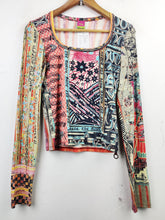 Buy online pre-used pre-loved 100% authentic & Original branded Save The Queen (CT-1262) available in Pakistan. Top international brands avilable.