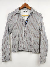 Buy online pre-used pre-loved 100% authentic & Original branded Just White (CT-1339) available in Pakistan. Top international brands avilable.