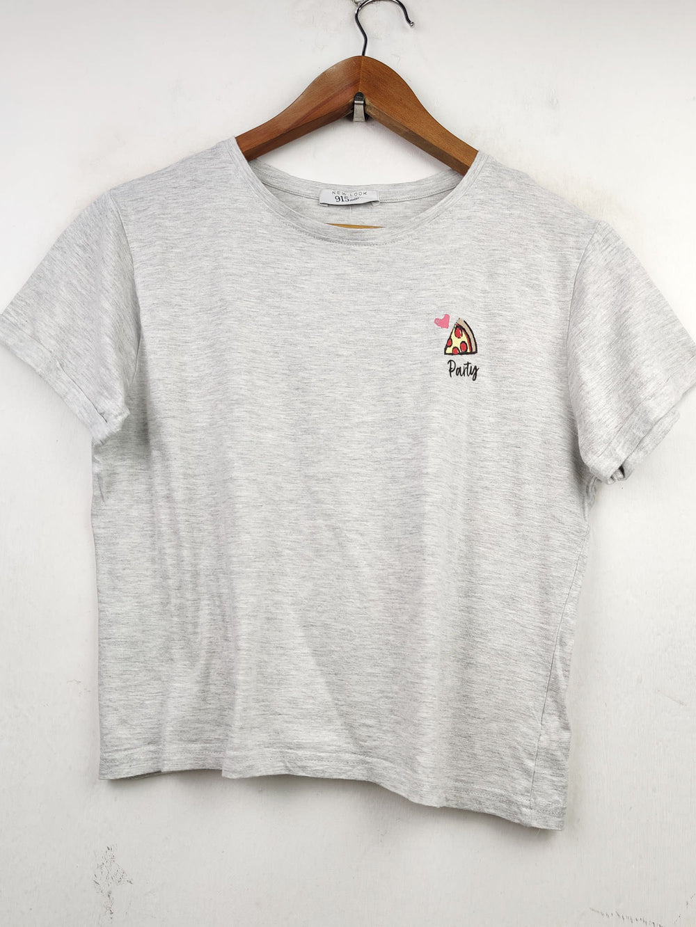 Buy online pre-used pre-loved 100% authentic & Original branded New Look (CT-1344) available in Pakistan. Top international brands avilable.