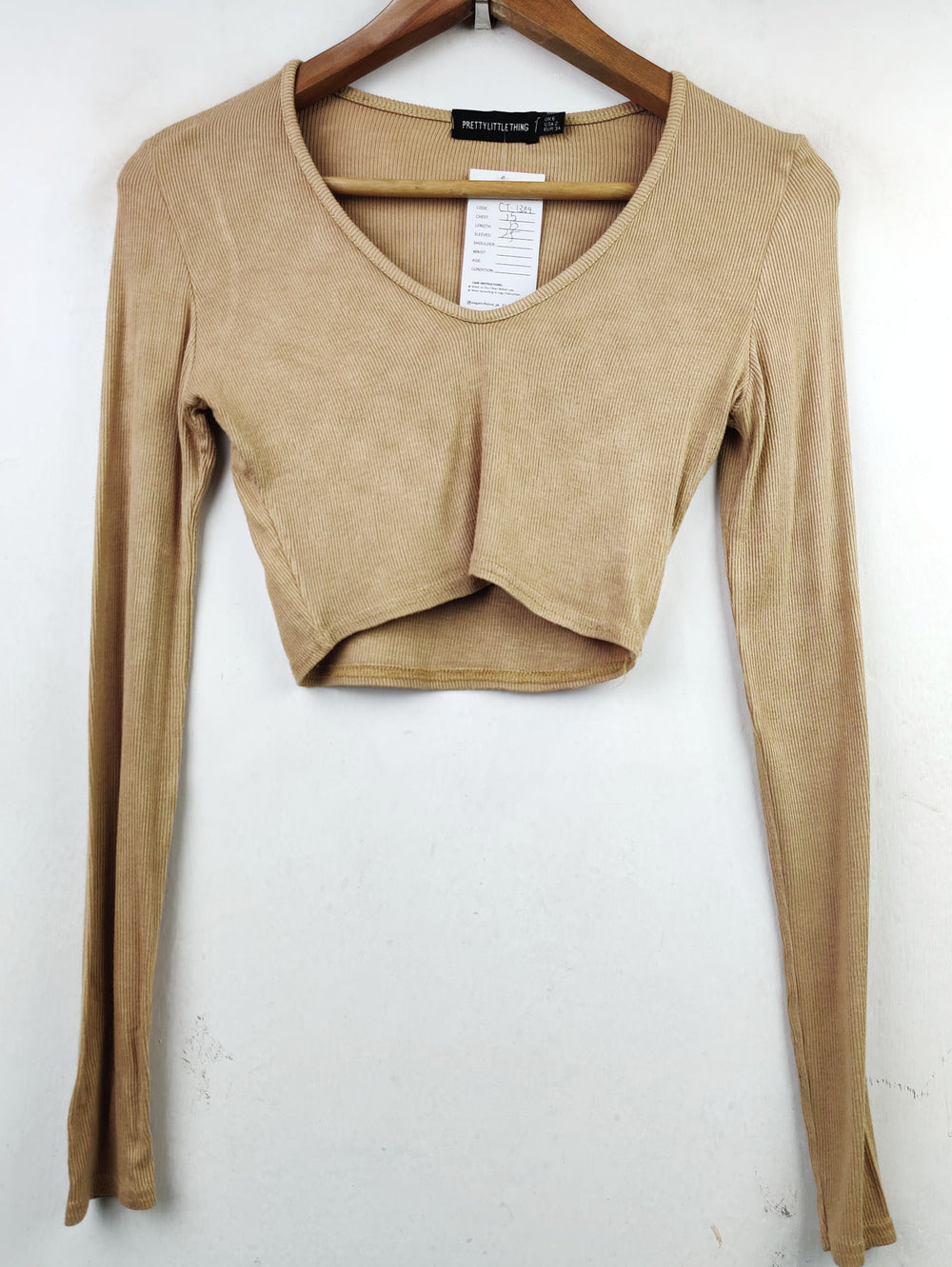 Buy online pre-used pre-loved 100% authentic & Original branded Pretty Little Thing (CT-1389) available in Pakistan. Top international brands avilable.