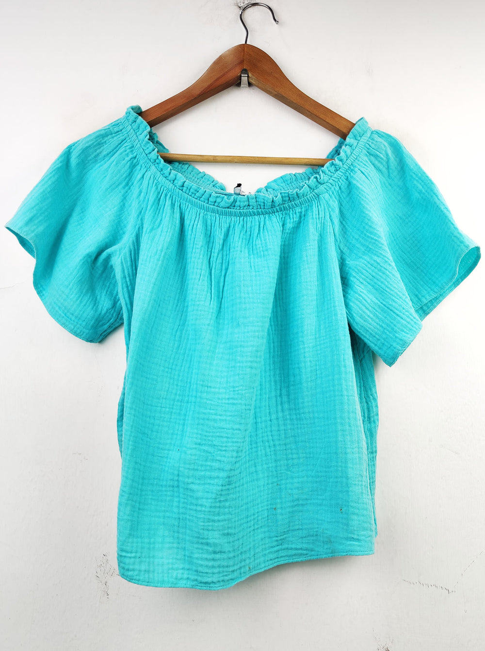 Buy online pre-used pre-loved 100% authentic & Original branded Papaya (CT-1391) available in Pakistan. Top international brands avilable.