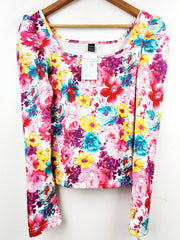 Buy online pre-used pre-loved 100% authentic & Original branded Shein (CT-1401) available in Pakistan. Top international brands avilable.