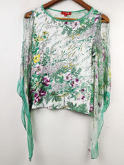 Buy online pre-used pre-loved 100% authentic & Original branded Derhy (CT-1410) available in Pakistan. Top international brands avilable.