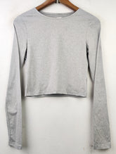 Buy online pre-used pre-loved 100% authentic & Original branded Unknown Brand (CT-1443) available in Pakistan. Top international brands avilable.