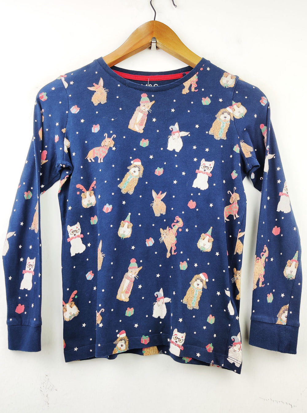 Buy online pre-used pre-loved 100% authentic & Original branded Marks & Spencer (CT-1457) available in Pakistan. Top international brands avilable.