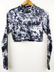 Buy online pre-used pre-loved 100% authentic & Original branded Russell Athletic (CT-1479) available in Pakistan. Top international brands avilable.