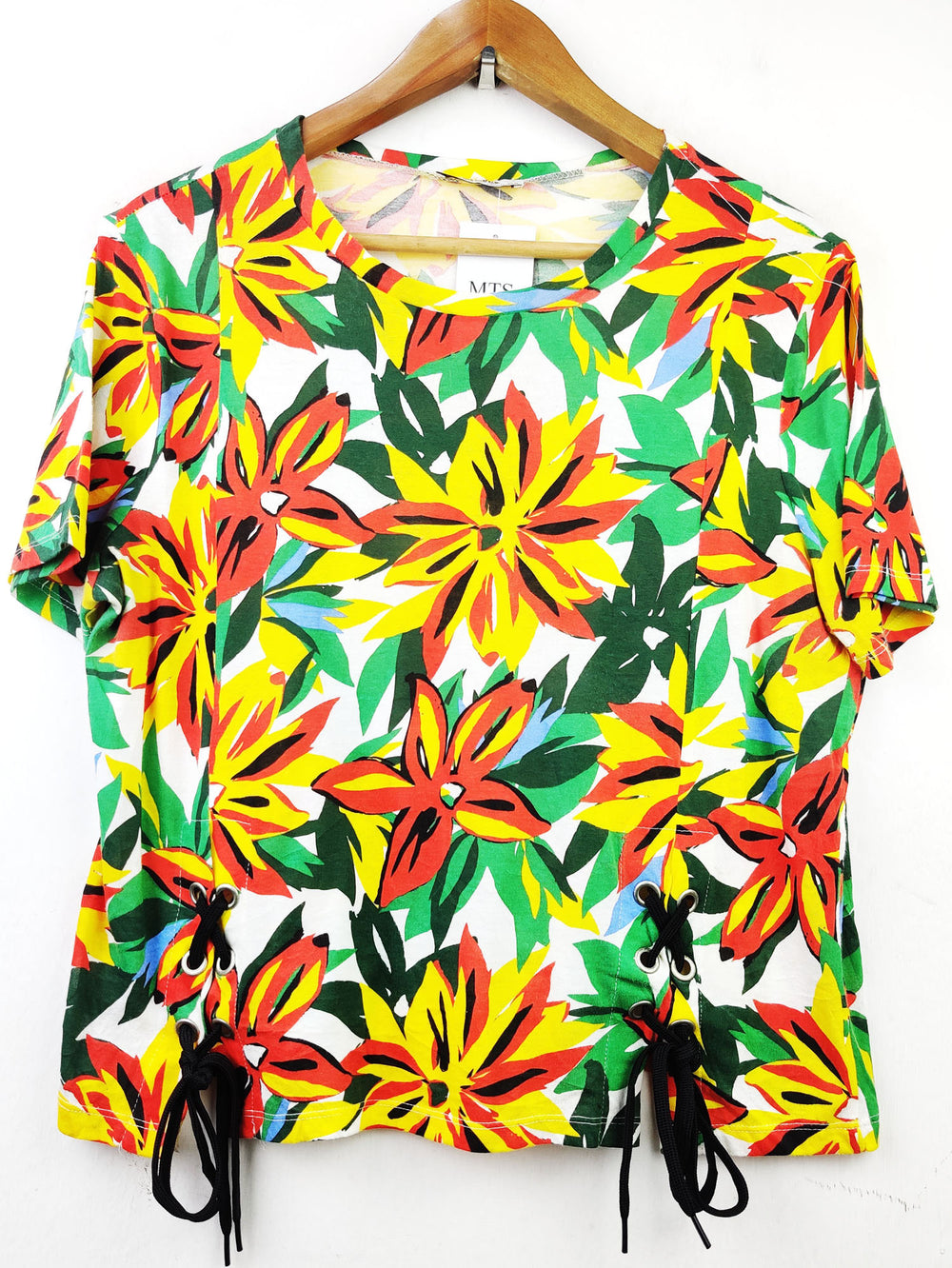 Buy online pre-used pre-loved 100% authentic & Original branded Zara (CT-1497) available in Pakistan. Top international brands avilable.