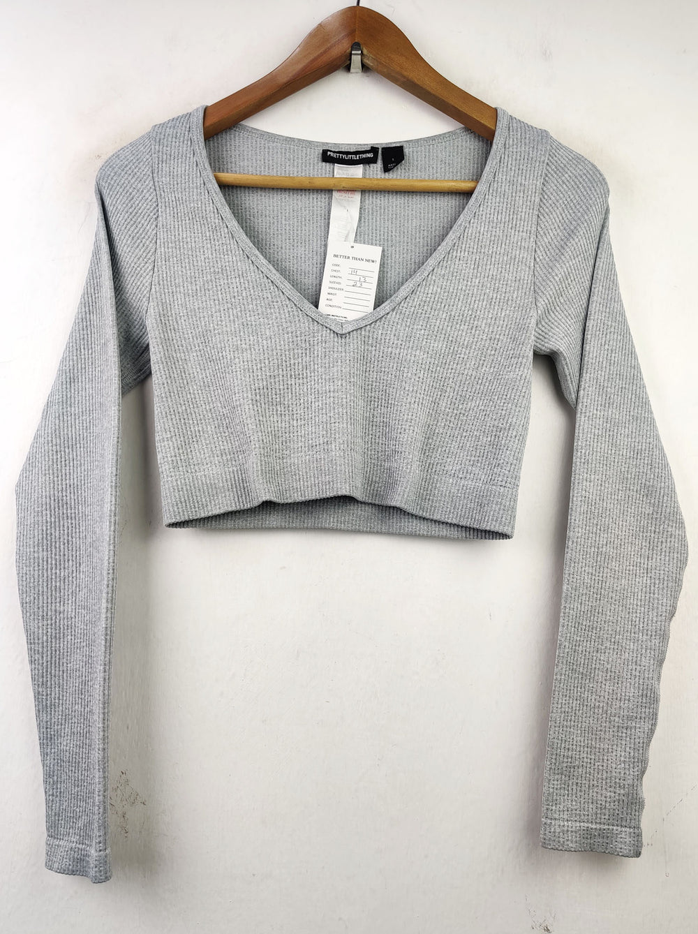 Buy online pre-used pre-loved 100% authentic & Original branded Pretty Little Thing (CT-1564) available in Pakistan. Top international brands avilable.