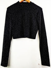 Buy online pre-used pre-loved 100% authentic & Original branded Unknown Brand (CT-1624) available in Pakistan. Top international brands avilable.