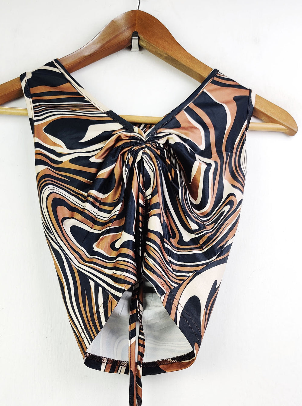 Buy online pre-used pre-loved 100% authentic & Original branded Shein (CT-1645) available in Pakistan. Top international brands avilable.