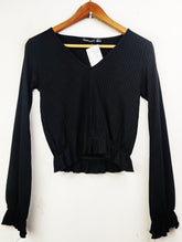 Buy online pre-used pre-loved 100% authentic & Original branded Boohoo (CT-1689) available in Pakistan. Top international brands avilable.