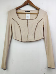 Buy online pre-used pre-loved 100% authentic & Original branded Shein (CT-1690) available in Pakistan. Top international brands avilable.