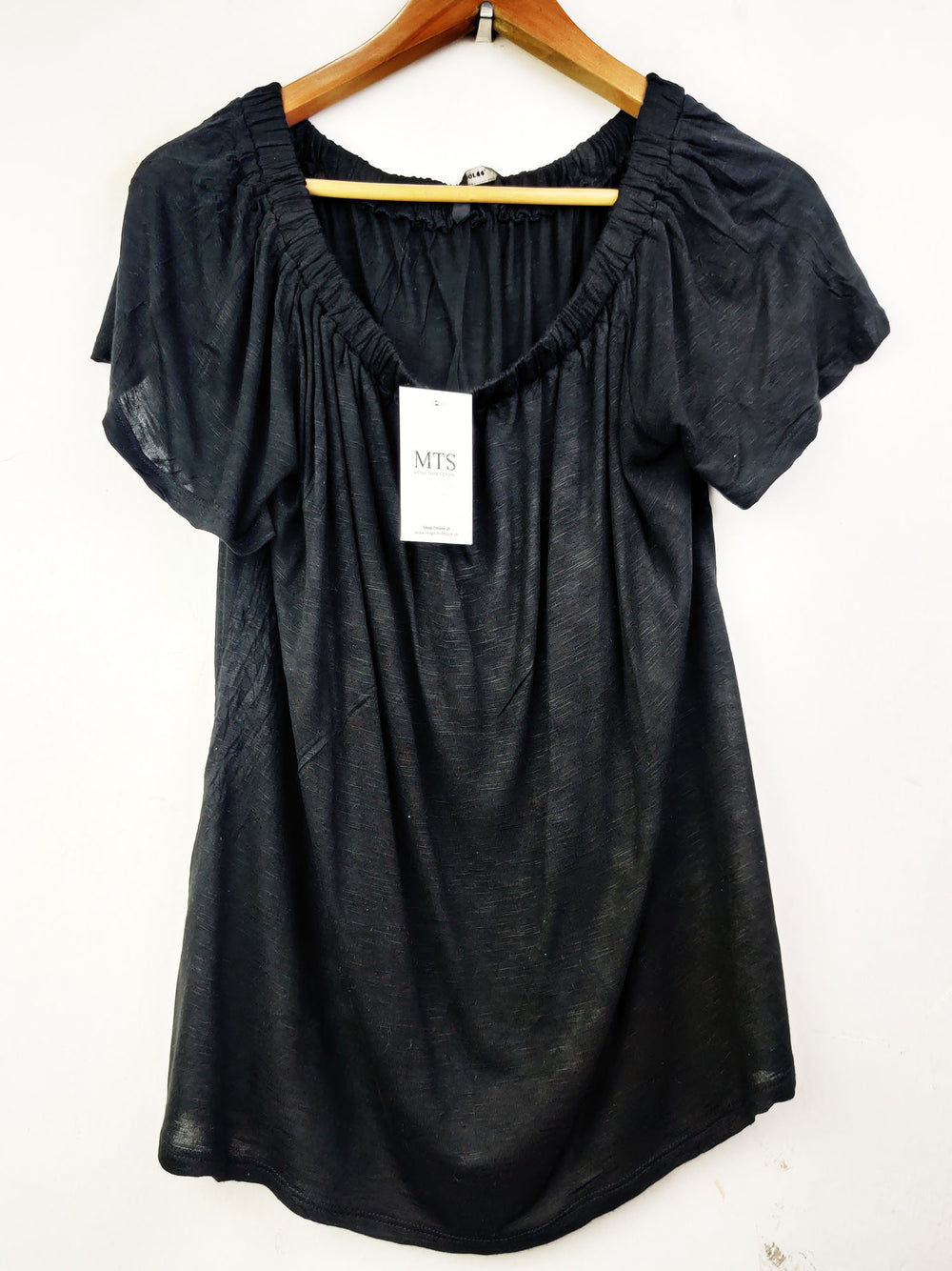 Buy online pre-used pre-loved 100% authentic & Original branded George (CT-1716) available in Pakistan. Top international brands avilable.