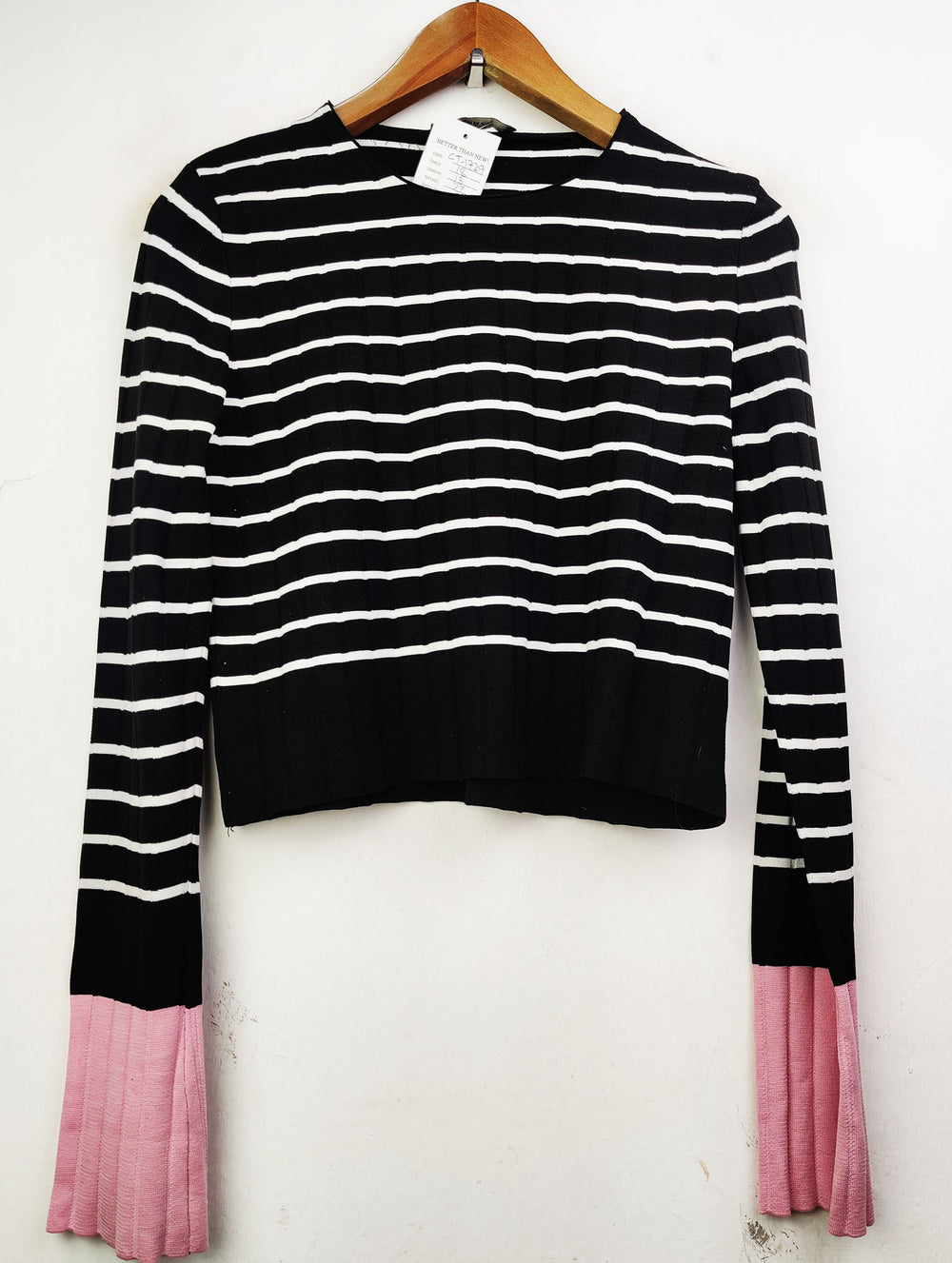 Buy online pre-used pre-loved 100% authentic & Original branded Zara (CT-1729) available in Pakistan. Top international brands avilable.