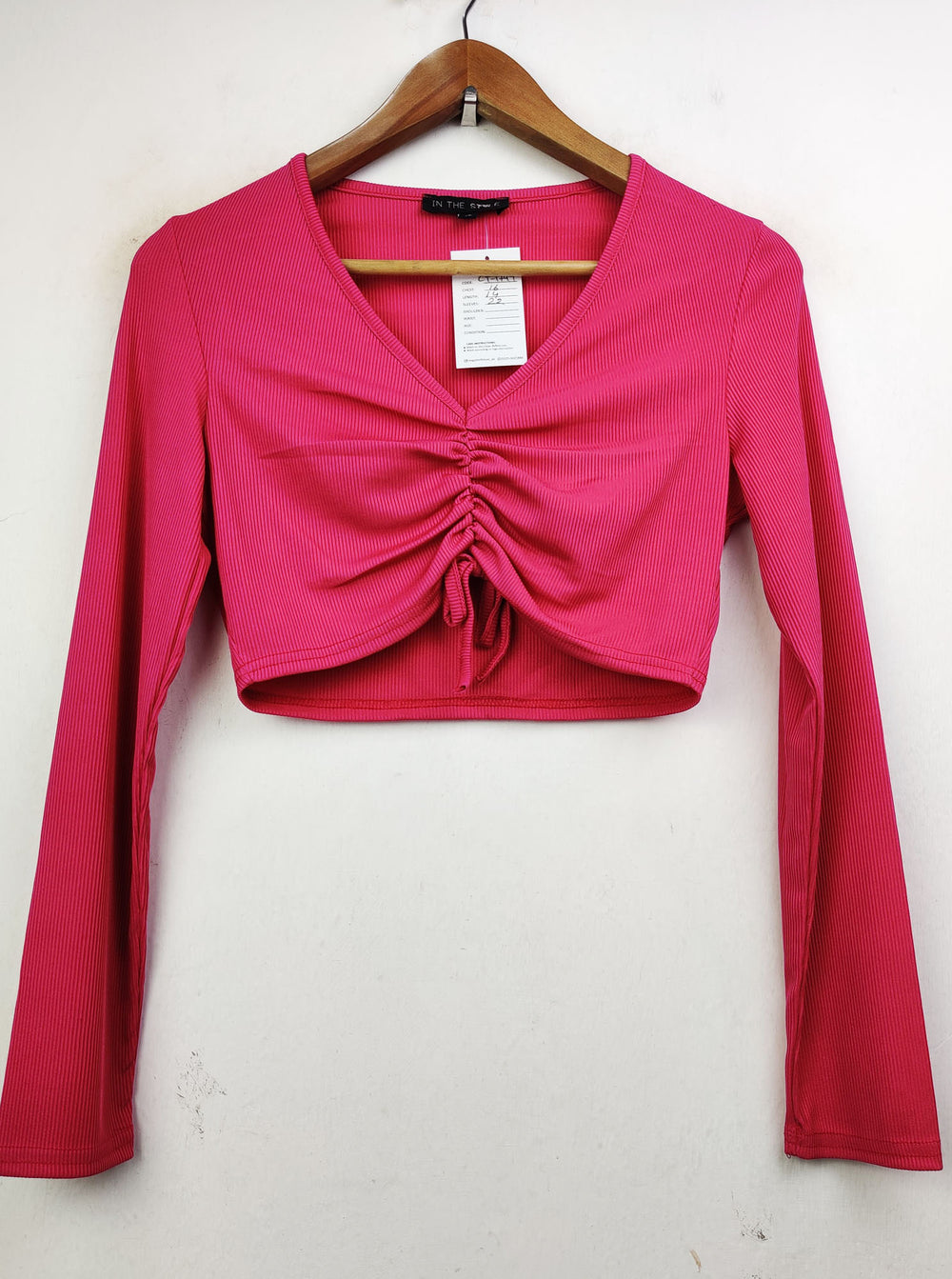 Buy online pre-used pre-loved 100% authentic & Original branded In The Style (CT-1749) available in Pakistan. Top international brands avilable.