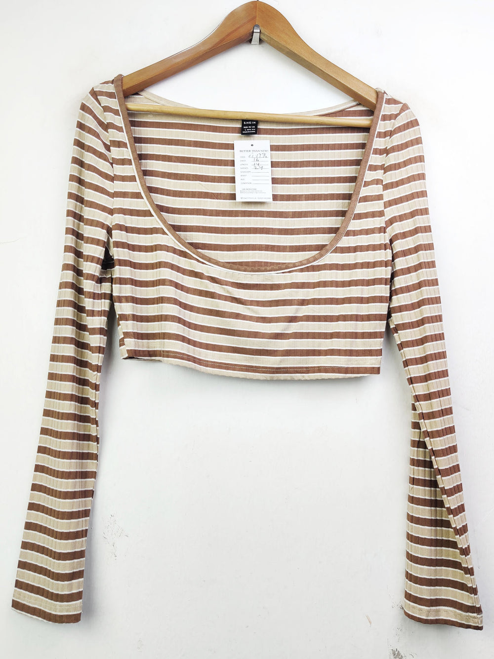 Buy online pre-used pre-loved 100% authentic & Original branded Shein (CT-1774) available in Pakistan. Top international brands avilable.