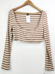 Buy online pre-used pre-loved 100% authentic & Original branded Shein (CT-1774) available in Pakistan. Top international brands avilable.