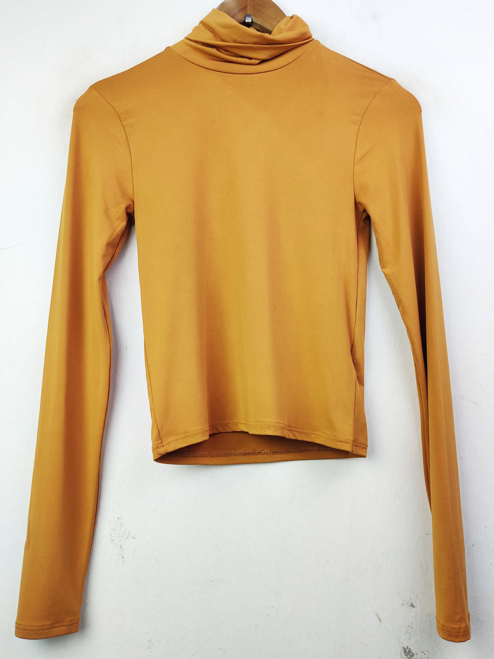 Buy online pre-used pre-loved 100% authentic & Original branded Urban (CT-1829) available in Pakistan. Top international brands avilable.