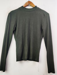 Buy online pre-used pre-loved 100% authentic & Original branded Only (CT-1885) available in Pakistan. Top international brands avilable.