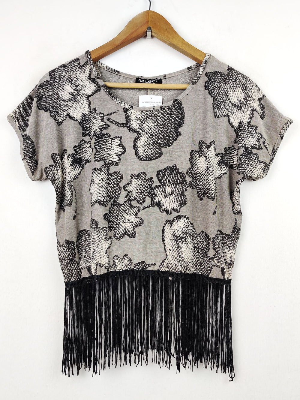 Buy online pre-used pre-loved 100% authentic & Original branded Select (CT-189) available in Pakistan. Top international brands avilable.