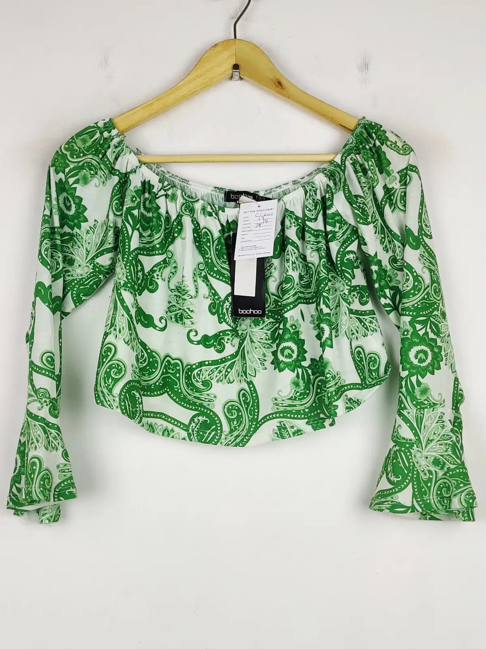 Buy online pre-used pre-loved 100% authentic & Original branded Boohoo (CT-2005) available in Pakistan. Top international brands avilable.