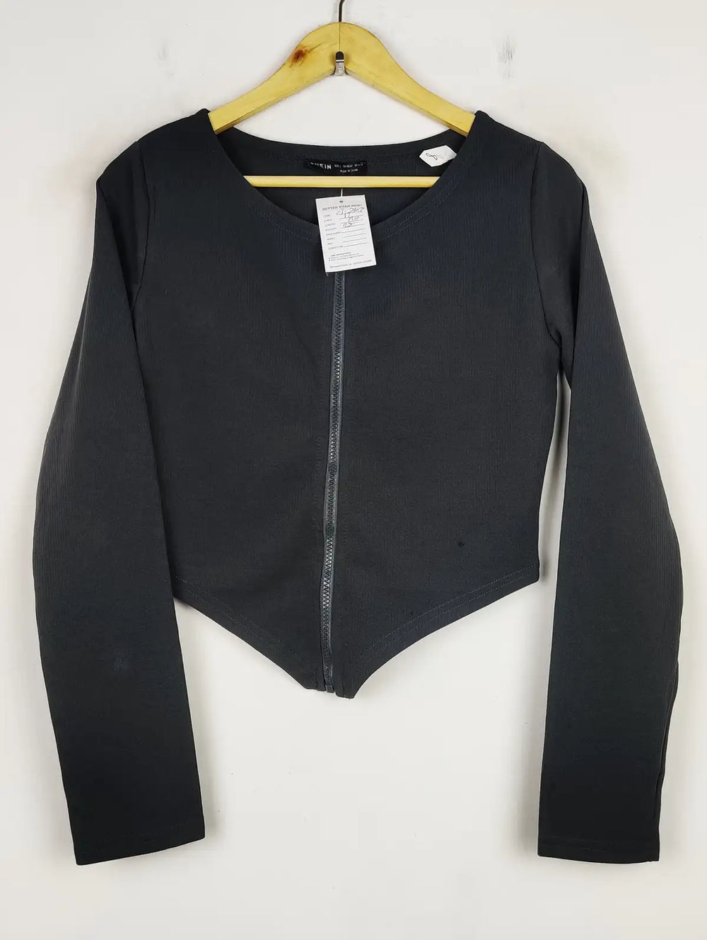 Buy online pre-used pre-loved 100% authentic & Original branded Shein (CT-2107) available in Pakistan. Top international brands avilable.