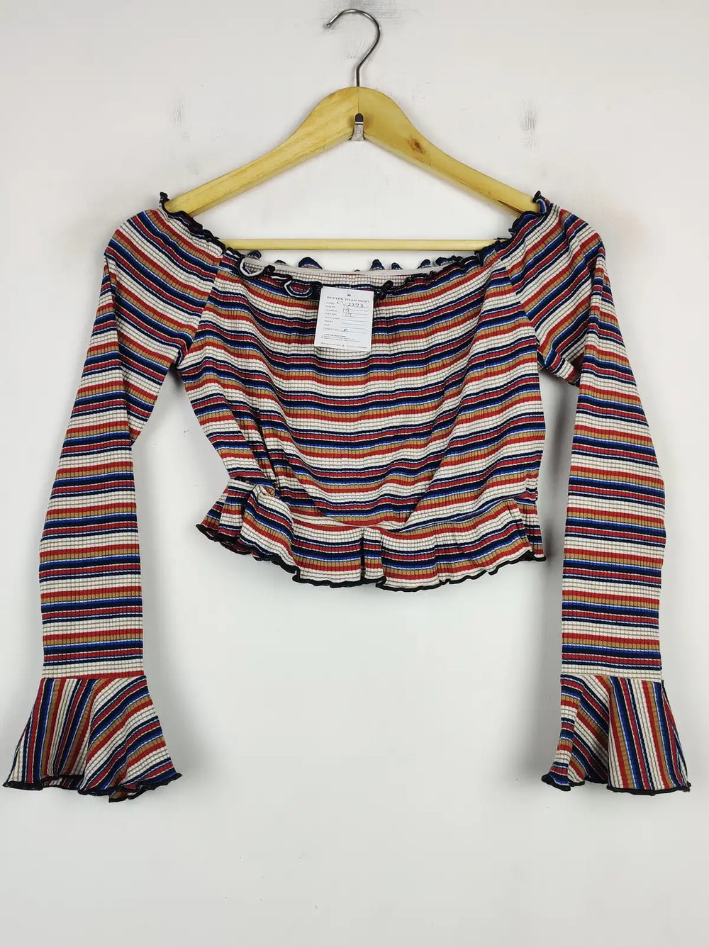 Buy online pre-used pre-loved 100% authentic & Original branded Unknown Brand (CT-2273) available in Pakistan. Top international brands avilable.