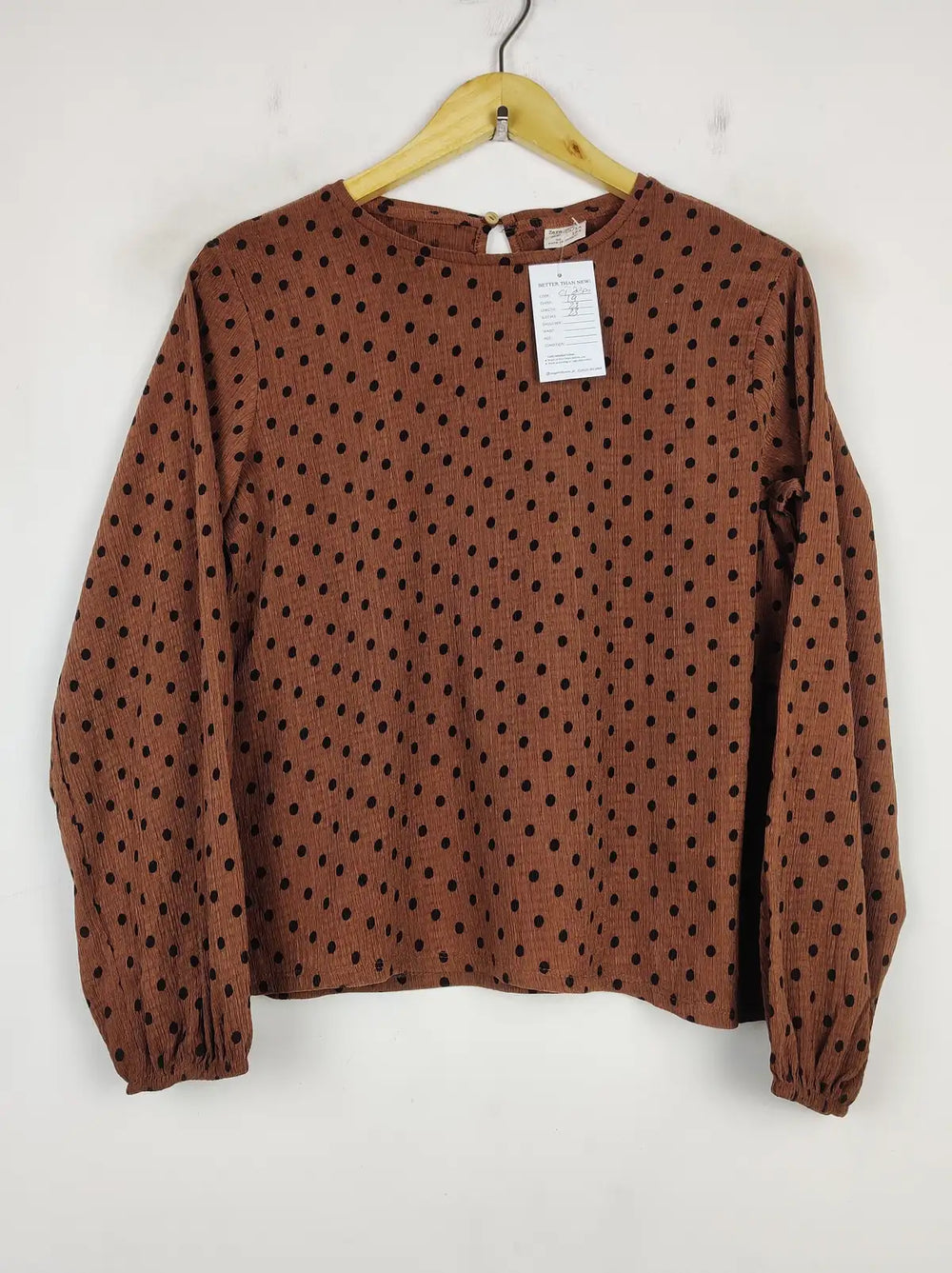 Buy online pre-used pre-loved 100% authentic & Original branded Zara (CT-2300) available in Pakistan. Top international brands avilable.