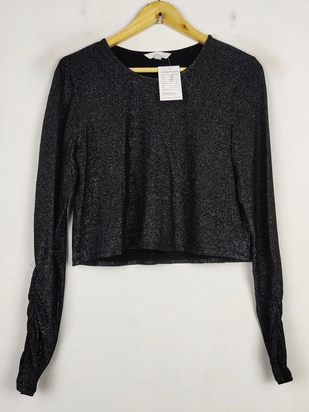 Buy online pre-used pre-loved 100% authentic & Original branded H&M (CT-2345) available in Pakistan. Top international brands avilable.