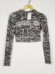 Buy online pre-used pre-loved 100% authentic & Original branded Shein (CT-2547) available in Pakistan. Top international brands avilable.